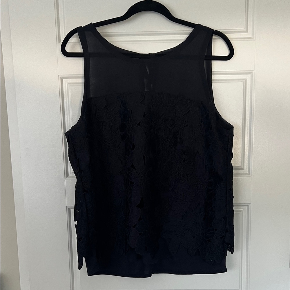 Ann Taylor Navy Floral Lace Tank Top